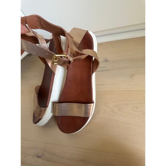 MIA Women's Ellen Round Toe Metallic Flat Sandal Ankle Strap Leather Copper S 10 - Picture 11 of 12